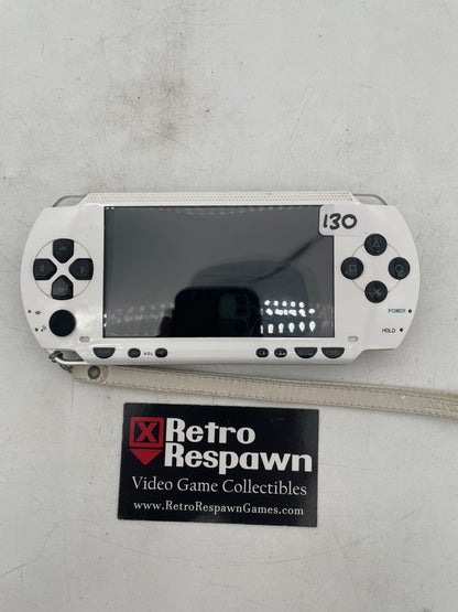 PSP 1000 White/Black Console - PSP (Console+Charger)