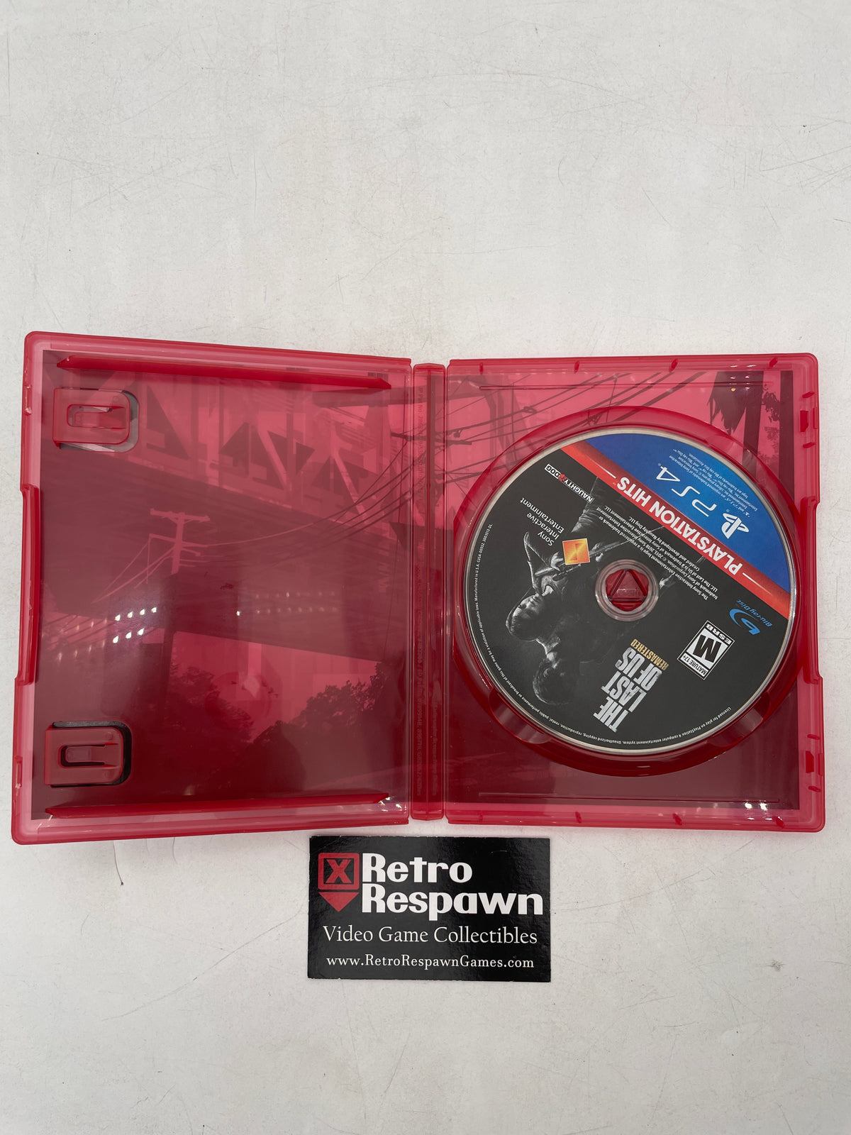 The Last of Us Remastered [Playstation Hits] - Playstation 4 (Complete)