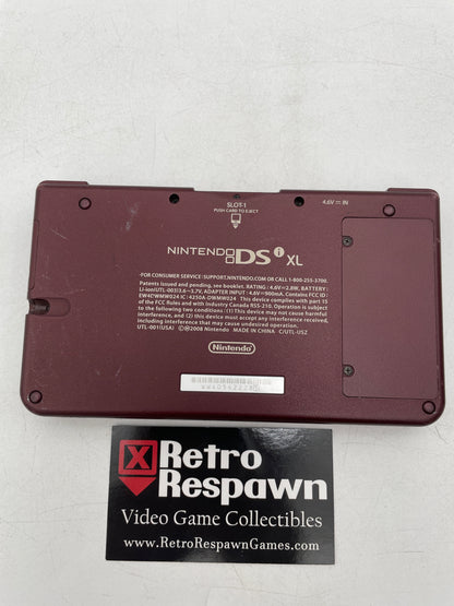 Nintendo DSi XL Burgundy - Nintendo DS (Console + Charger)