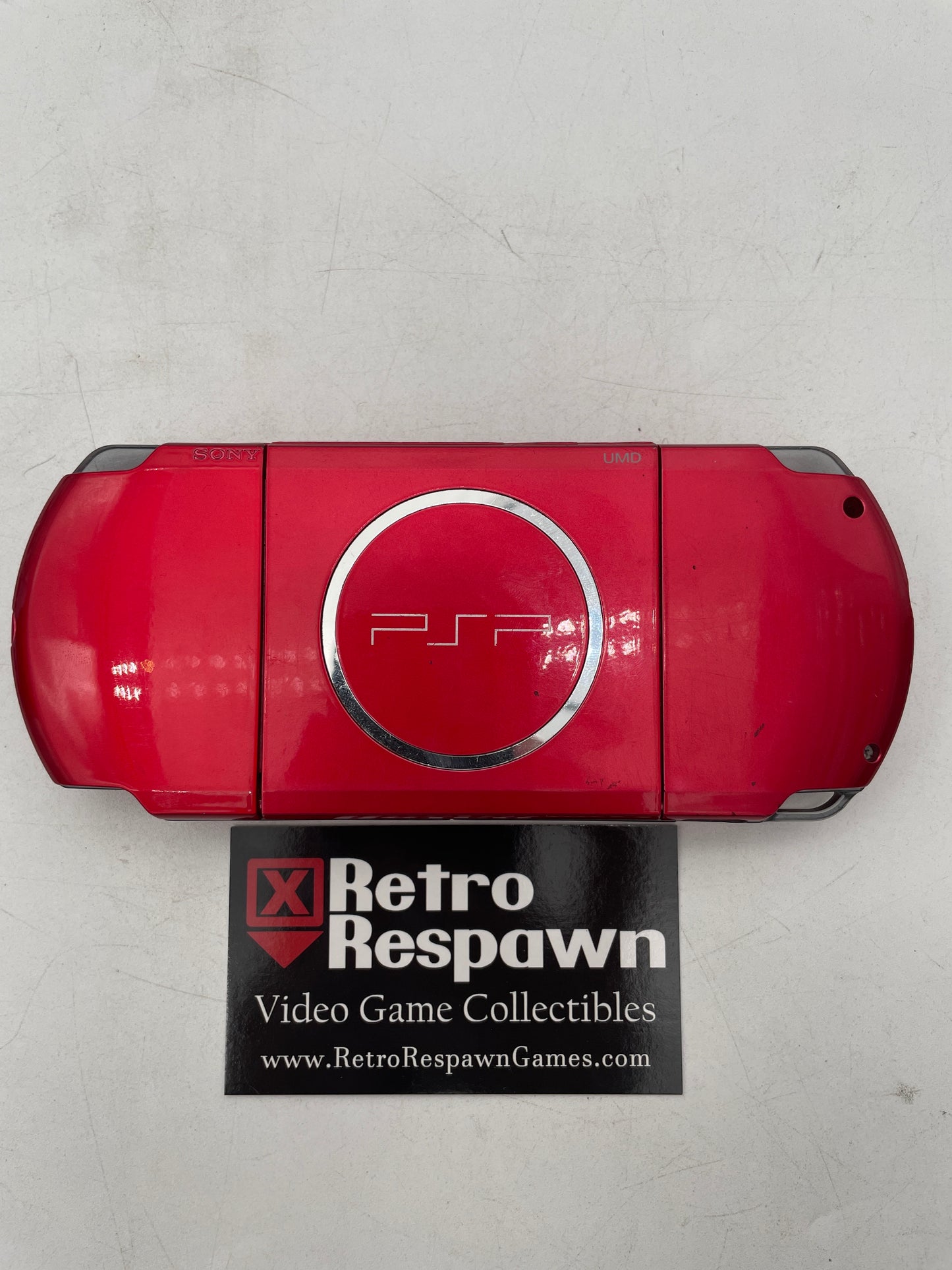 Red PSP 3000 - PSP (Console + Charger)