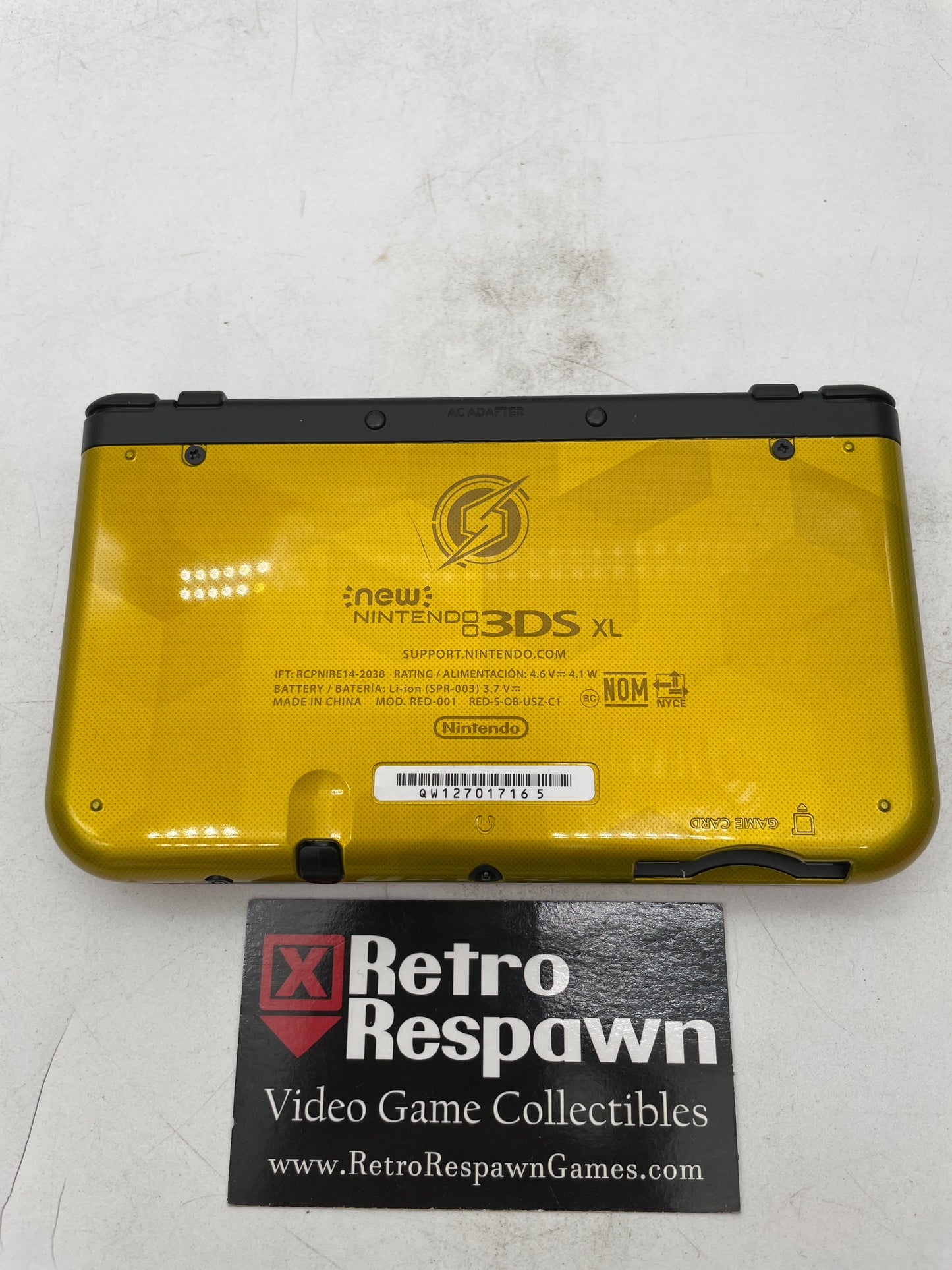 New Nintendo 3DS XL Samus Edition - Nintendo 3DS (Console + Charger)