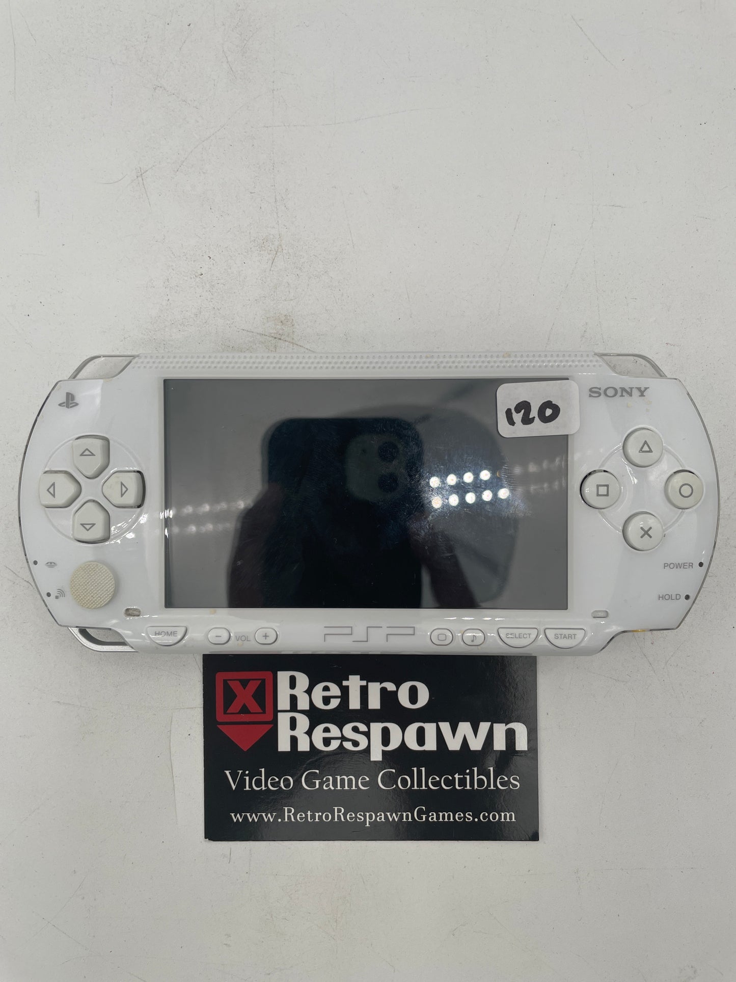 PSP 1000 White Console - PSP (Console+Charger)