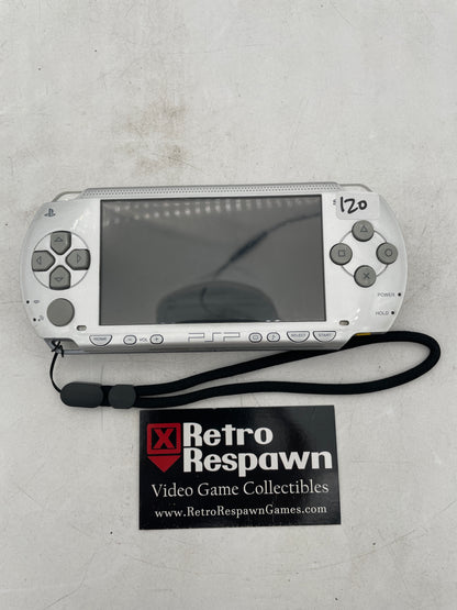 Sony PSP 1000 Satin Silver - JP PSP (Console+Charger)