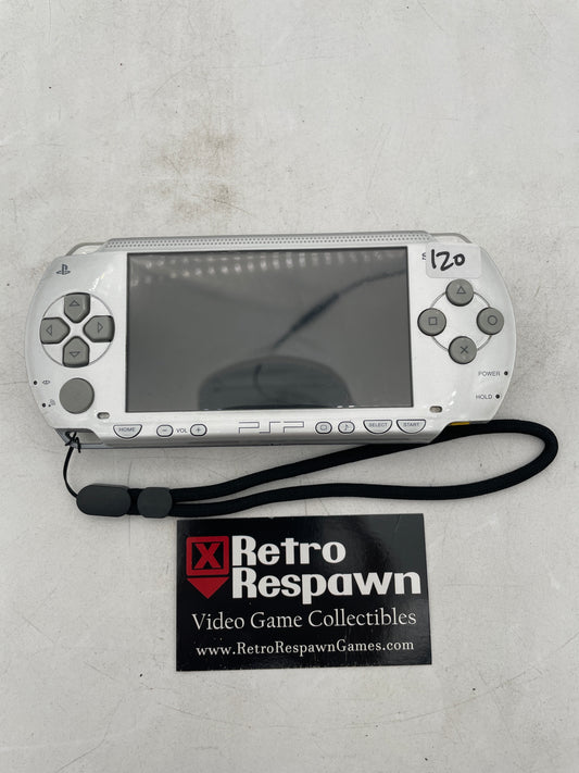 Sony PSP 1000 Satin Silver - JP PSP (Console+Charger)