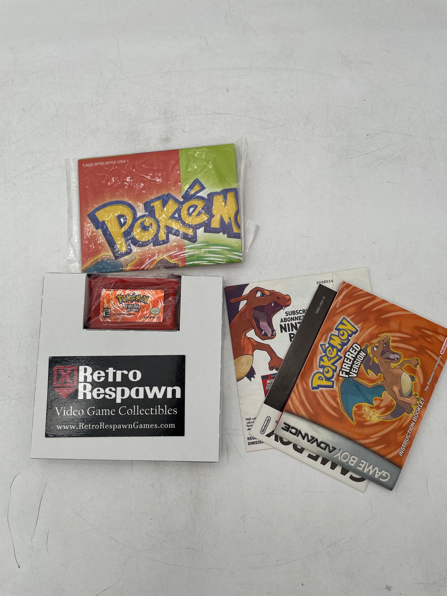 Pokemon FireRed [Player's Choice] - GameBoy Advance (Complete W/Poster)