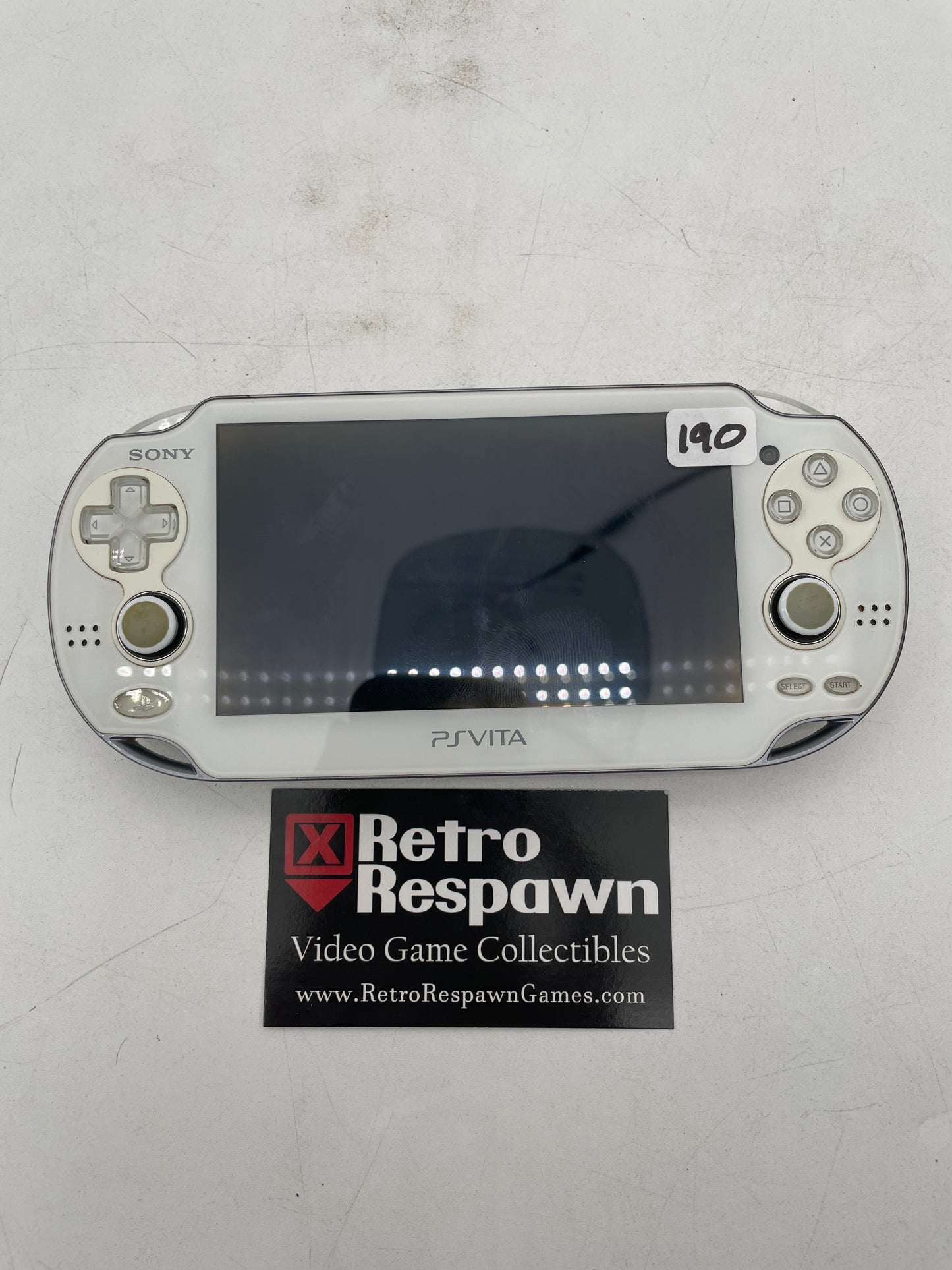 White PSVita 1000 - JP PS VITA (Console + Charger)