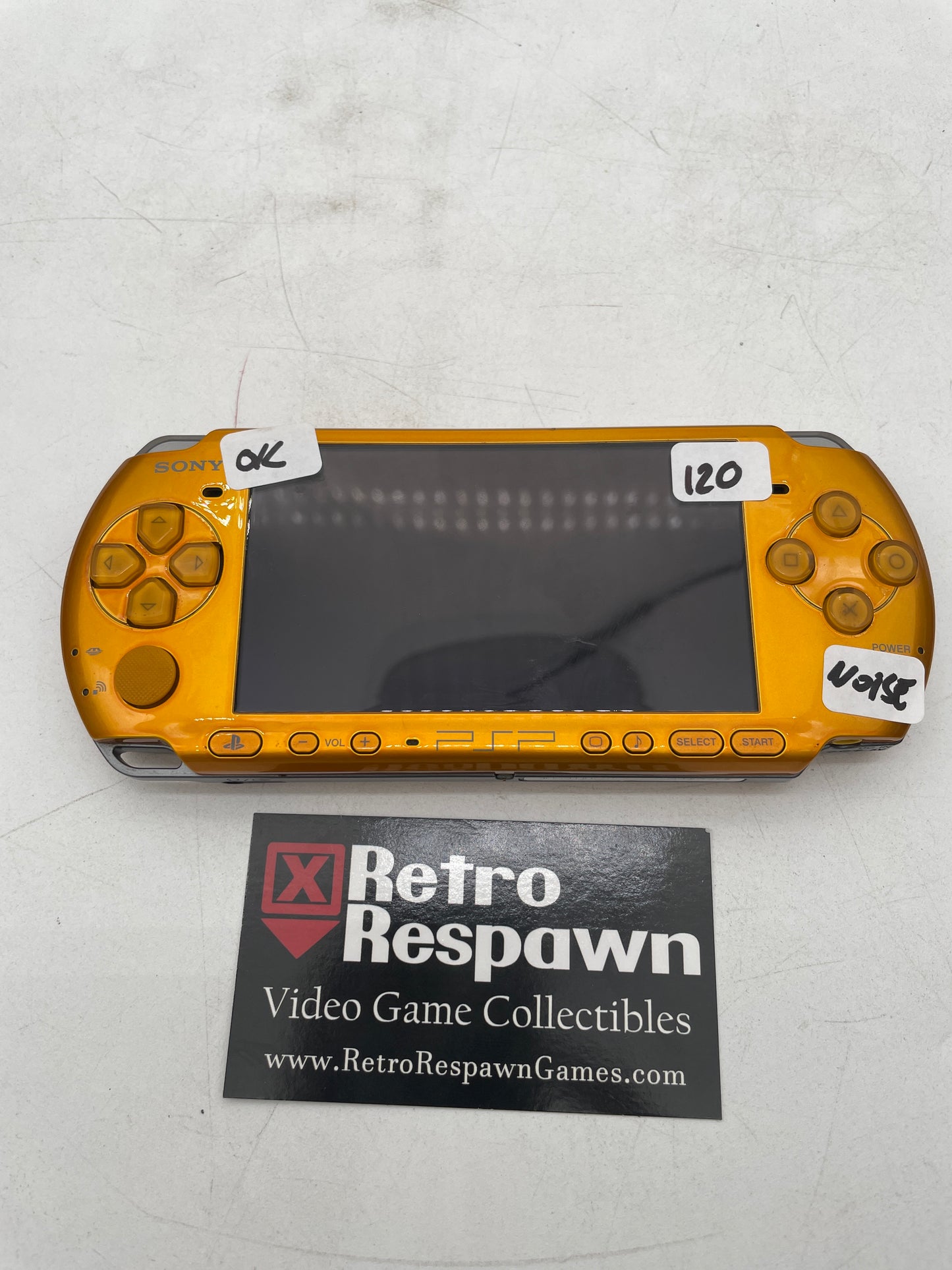 [LOUD] Yellow PSP-3000 - JP PSP (Console + Charger)