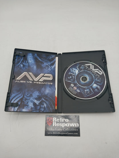 AVP Alien Vs Predator - DVD (Complete)