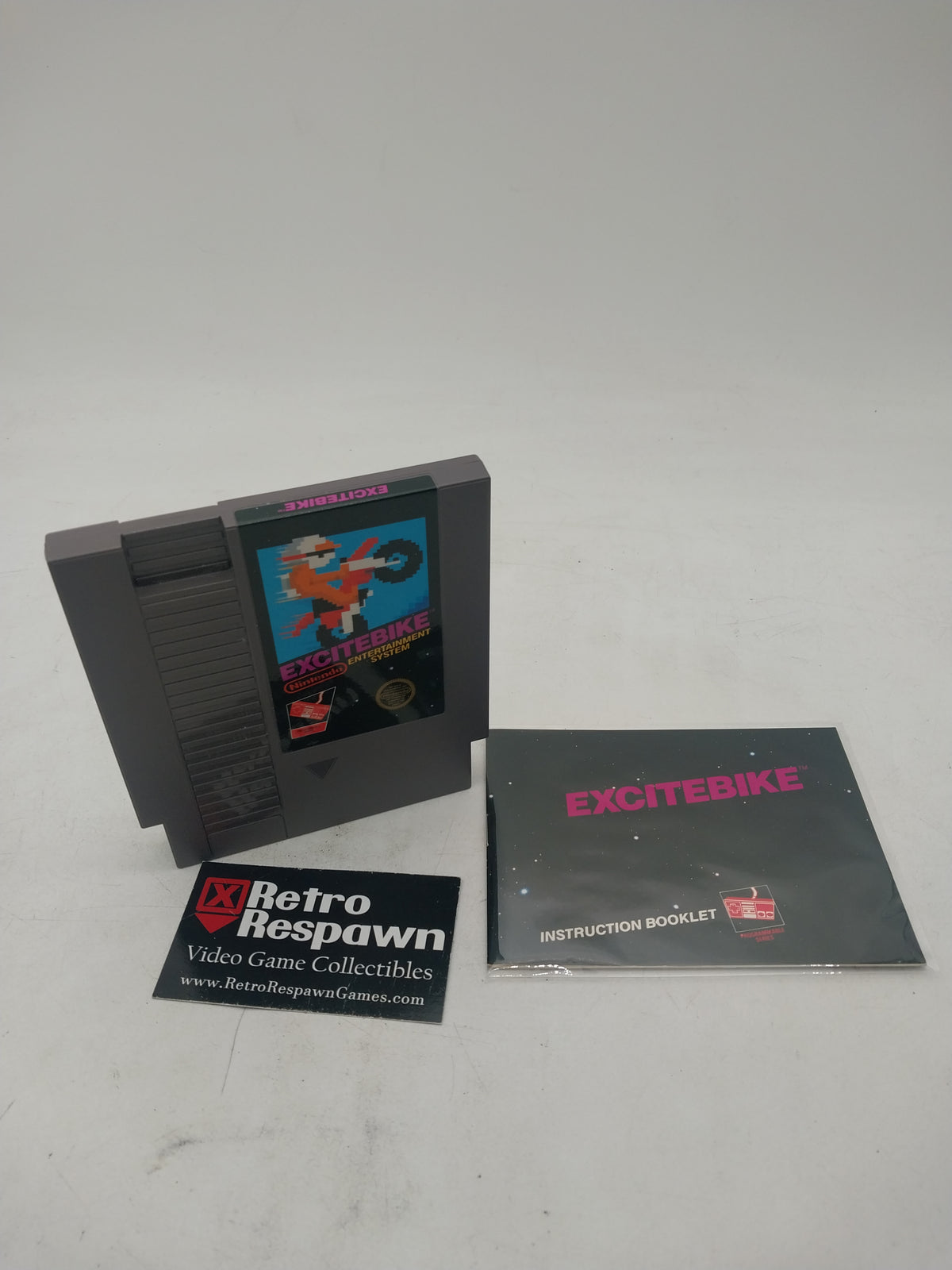 Excitebike [5 Screw] - NES (Complete)