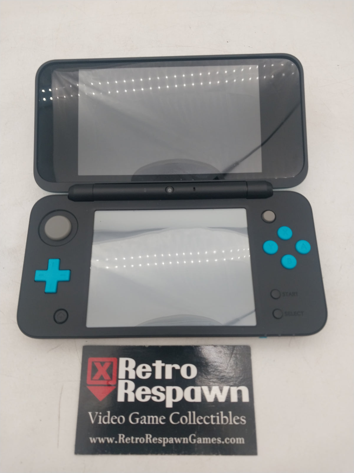 New Nintendo 2DS XL Black & Turquoise - Nintendo 3DS (Console + Charger)