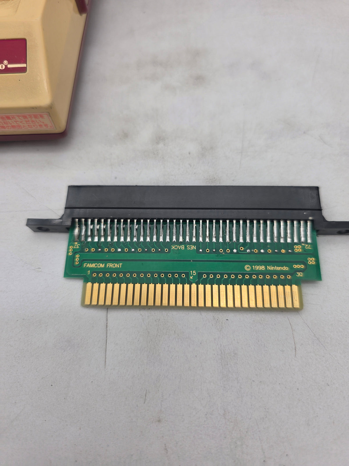 Famicom AV Mod - Nintendo Famicom (Console, all wires plus Converter)