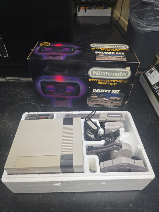 Nintendo NES Deluxe Set Console - NES (Boxed)
