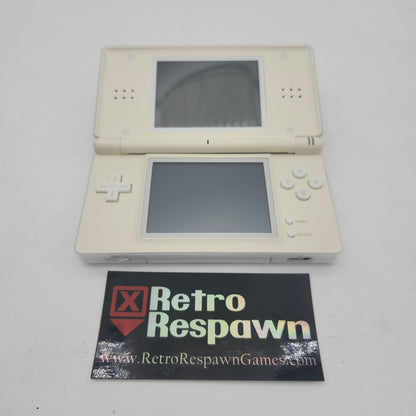 White Nintendo DS Lite - Nintendo DS (Console + Charger)