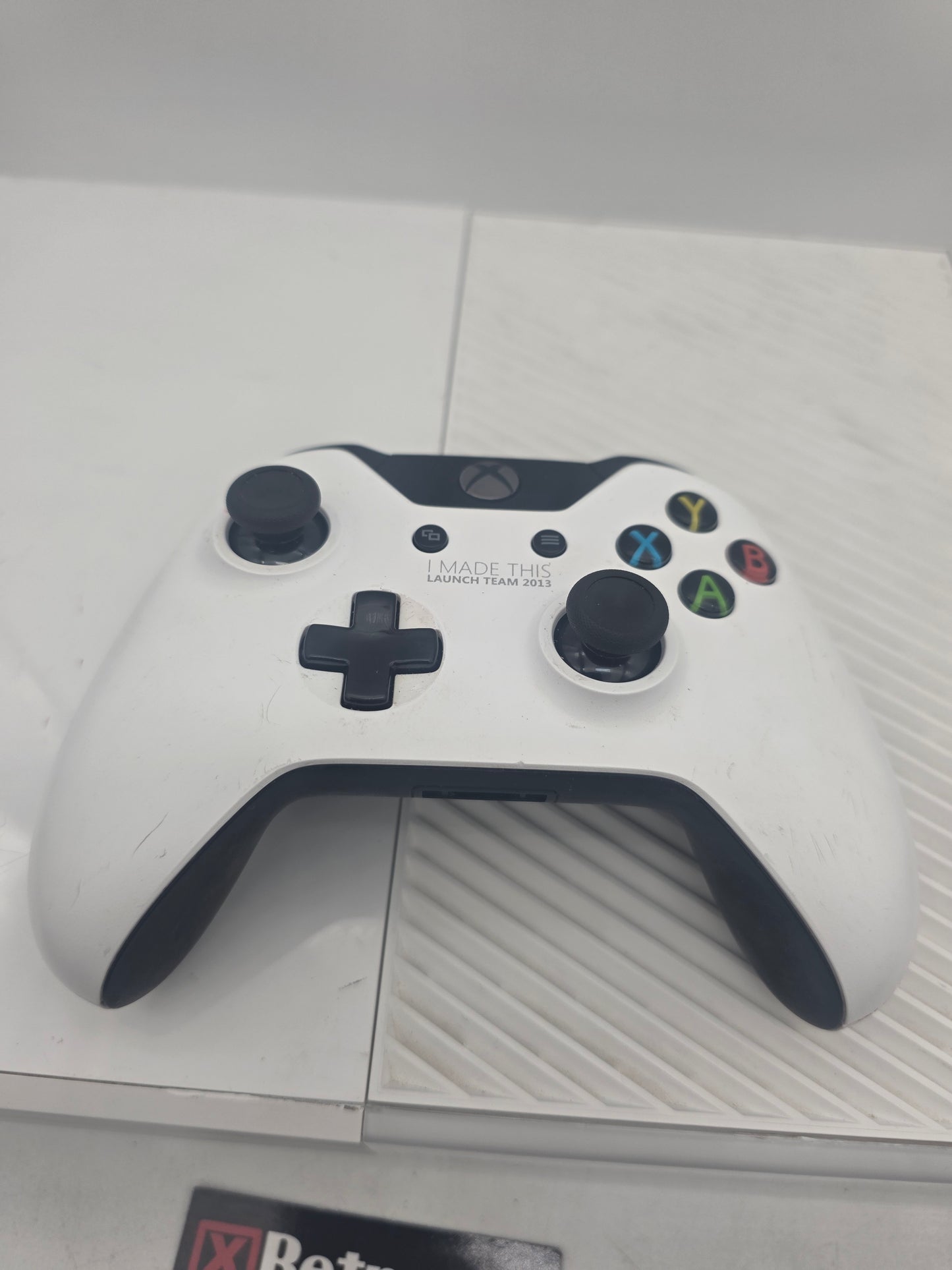 "I Made This" Launch Team 2013 Xbox One Console + Controller - Xbox One (Controller, Console all wires)