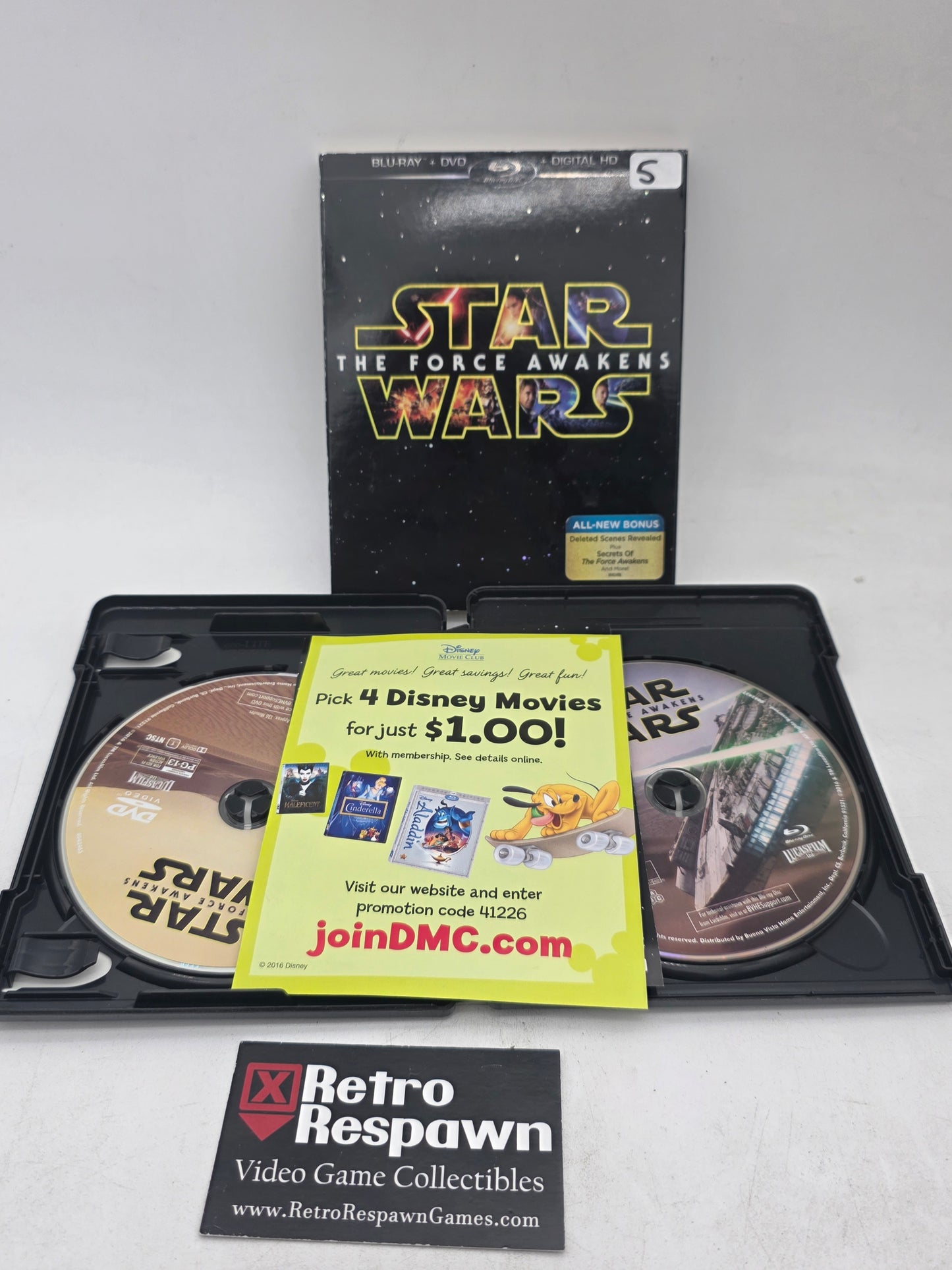 Star Wars The Force Awakens [Blu-Ray + DVD] - TV-Show/Movie (Complete)