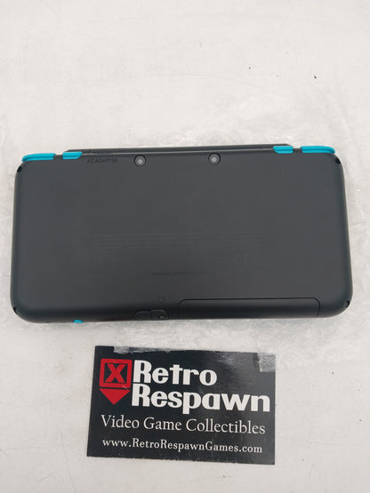 New Nintendo 2DS XL Black & Turquoise - Nintendo 3DS (Complete)