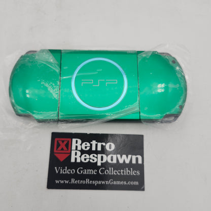 Green PSP 3000 - PSP (Console + Charger)