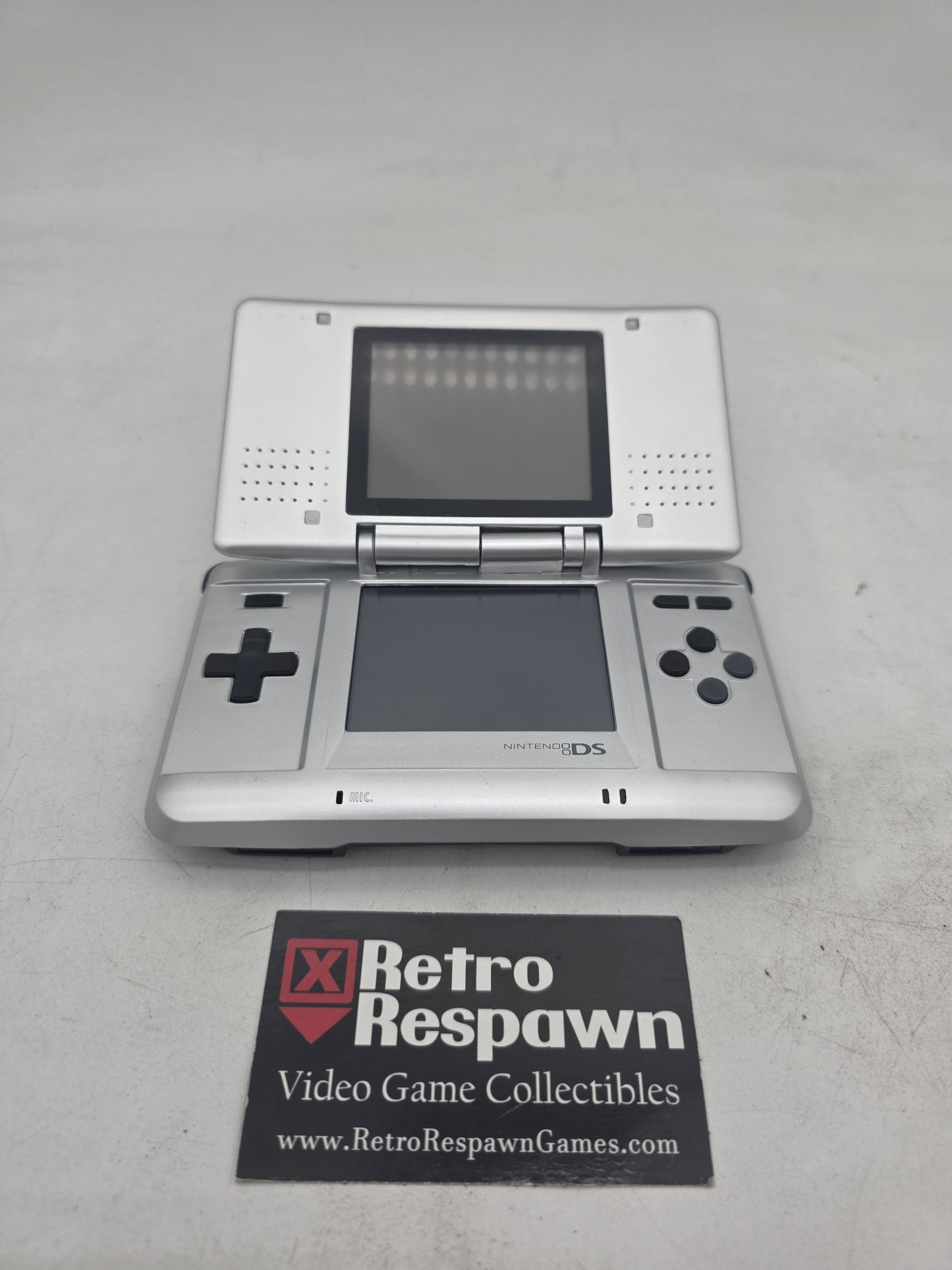 Platinum DS System - Nintendo DS (Console + Charger)
