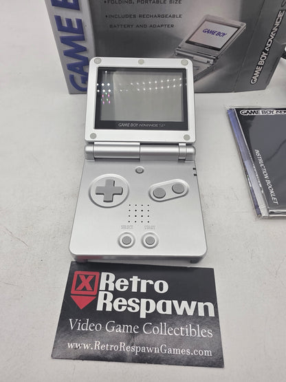 Platinum Gameboy Advance SP - GameBoy Advance (Complete)
