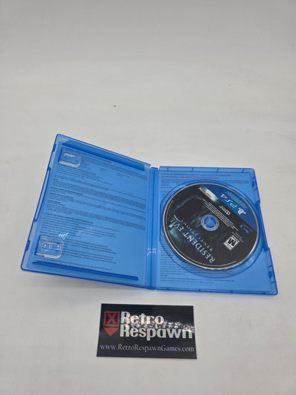 Resident Evil Revelations - Playstation 4 (Complete)