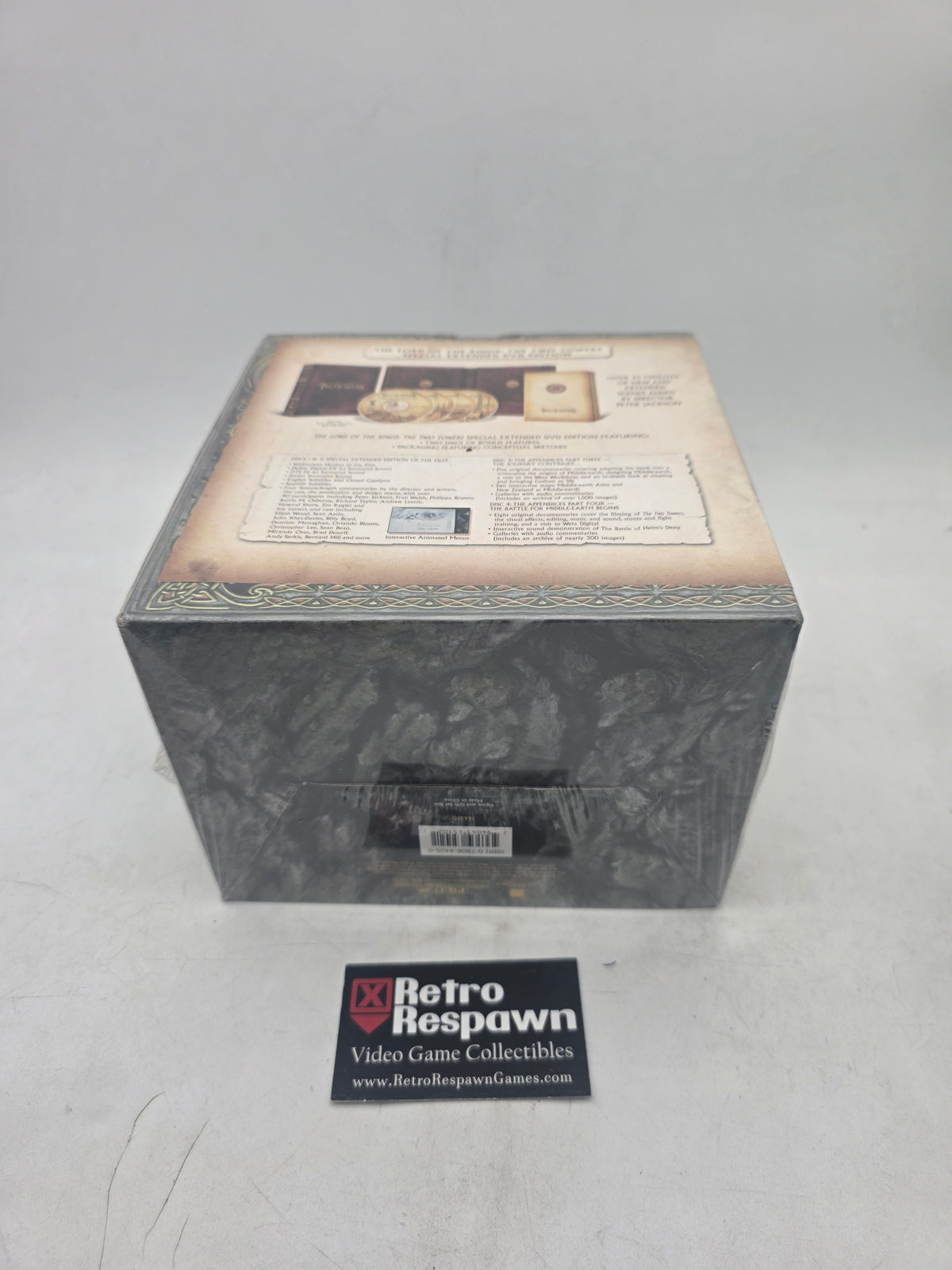 The Lord of Rings The Two Towers Collector's DVD Gift Set - TV-Show/Movie (Sealed)