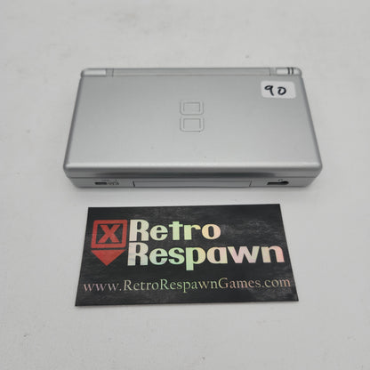 Metallic Silver Nintendo DS Lite - Nintendo DS (Console + Charger)