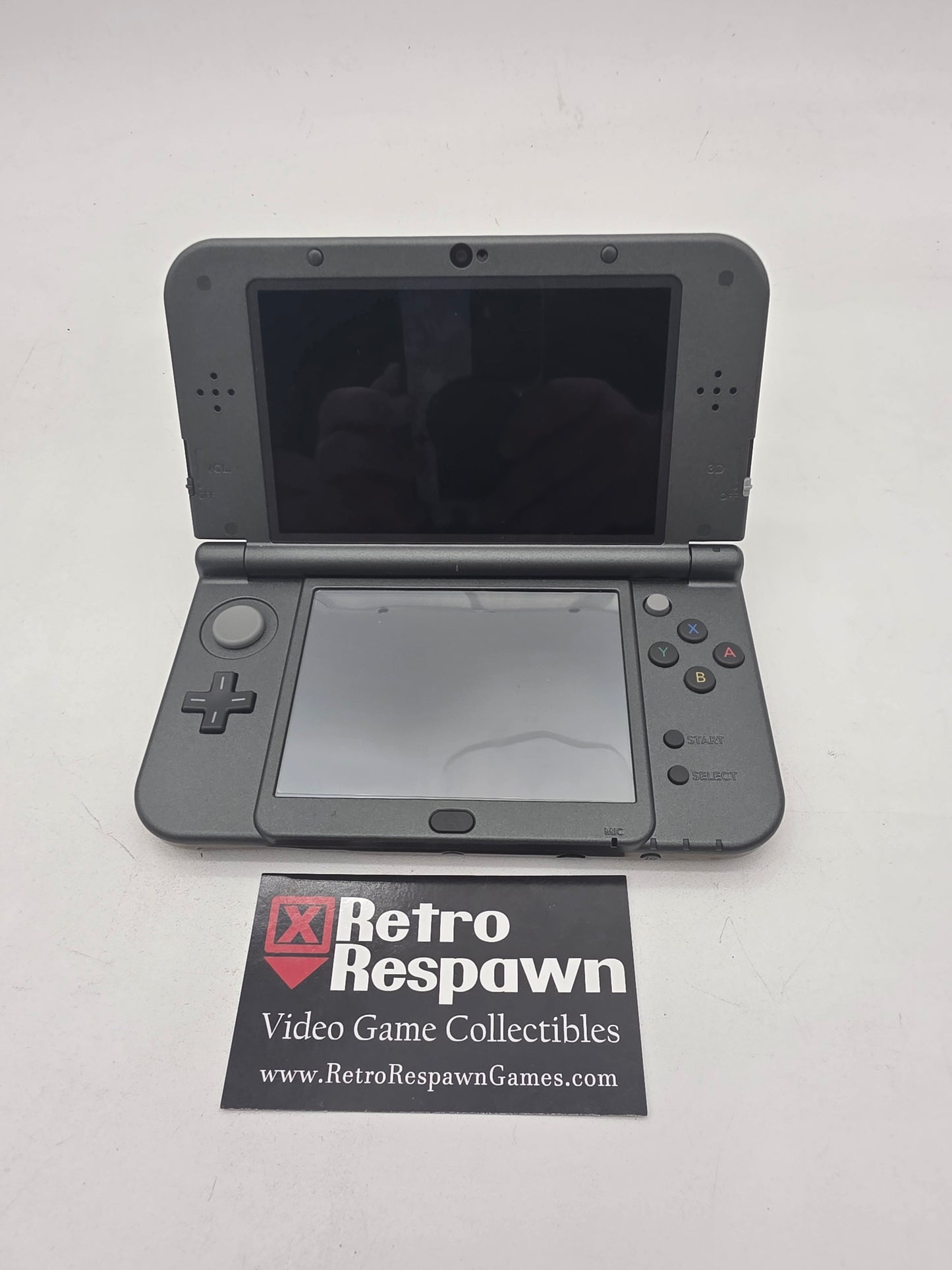 New Nintendo 3DS XL Hyrule Edition - Nintendo 3DS (Console + Charger)