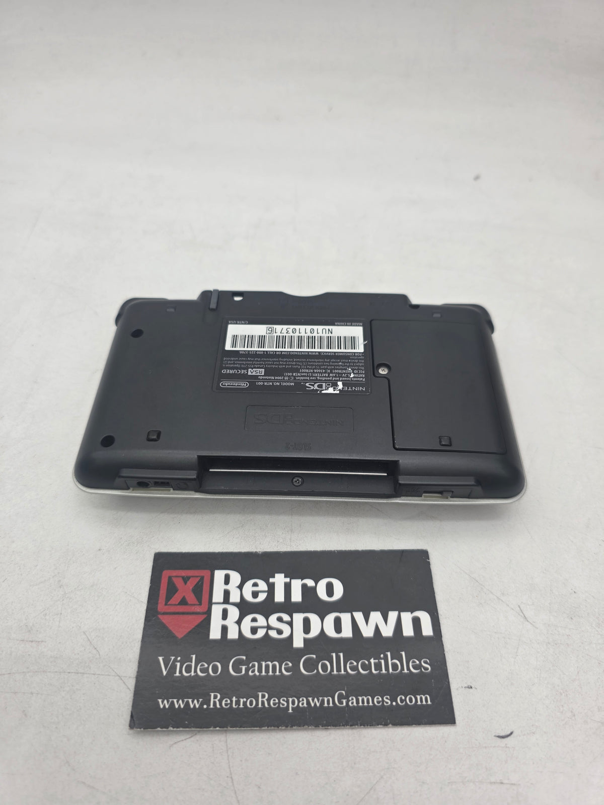 Platinum DS System - Nintendo DS (Console + Charger)