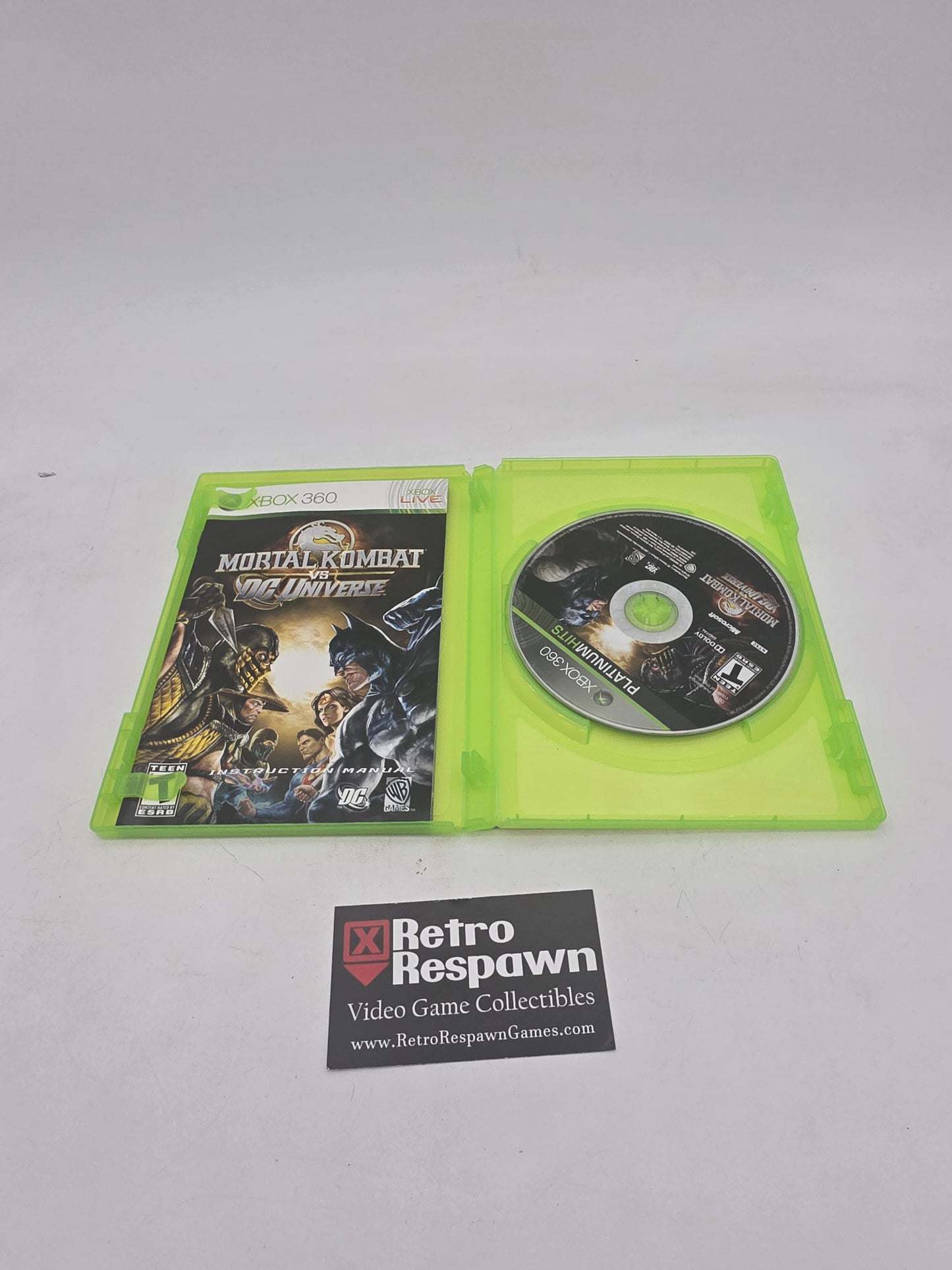Mortal Kombat vs. DC Universe [Platinum Hits] - Xbox 360 (Complete)