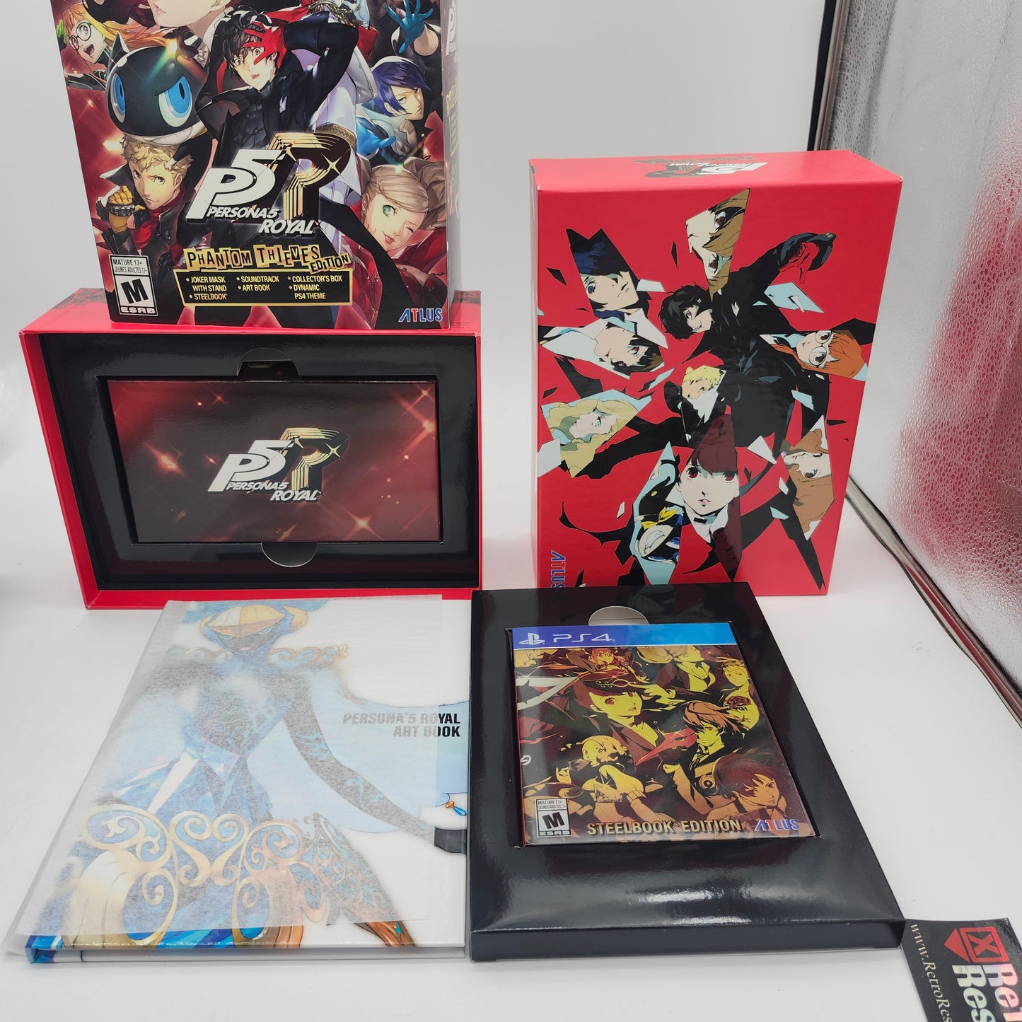 Persona 5 Royal [Phantom Thieves Edition] - Playstation 4 (Complete)