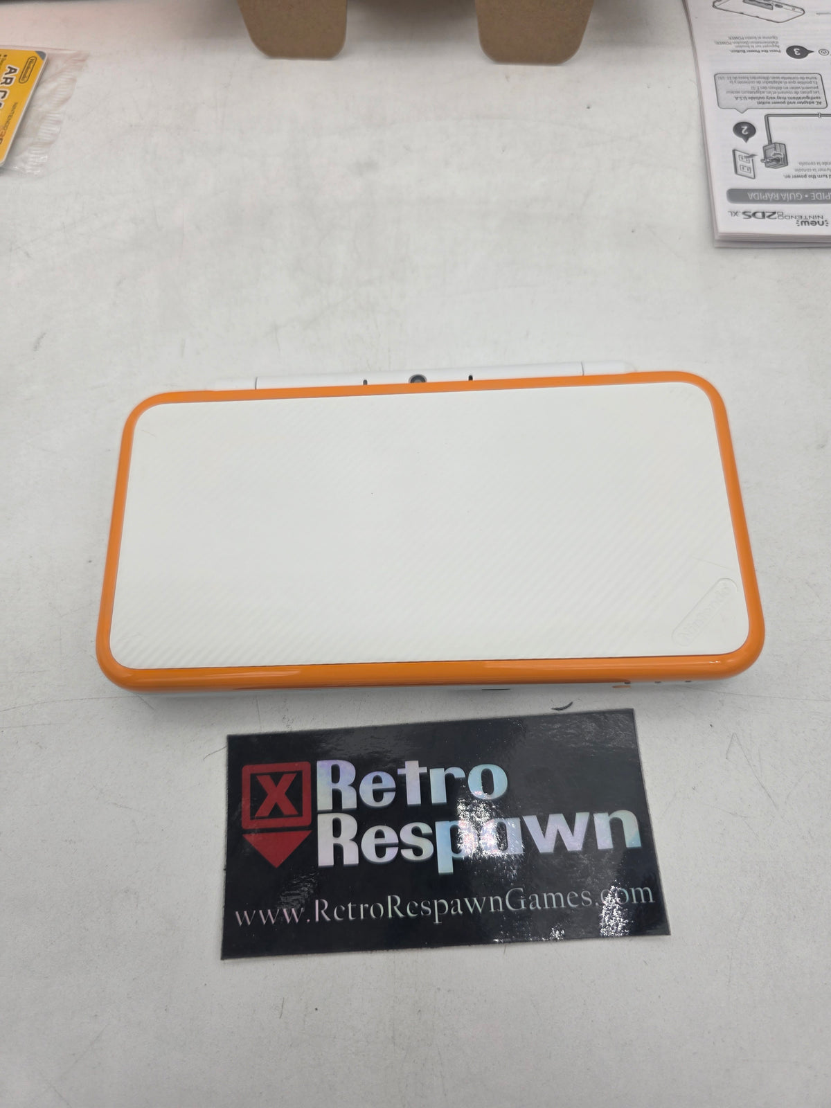 CFW New Nintendo 2DS XL White & Orange - Nintendo 3DS (Complete)