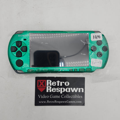 Green PSP 3000 - PSP (Console + Charger)