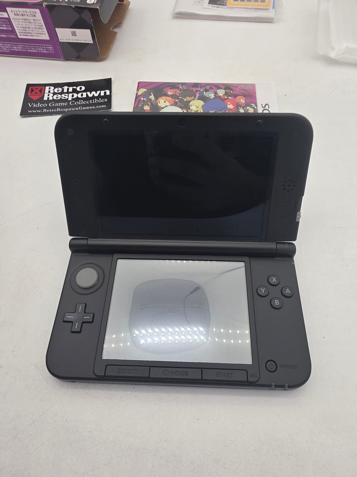 Modded Region Free Nintendo 3DS LL [Persona Q: Shadow Of The Labyrinth Velvet Model] - JP Nintendo 3DS (Complete)