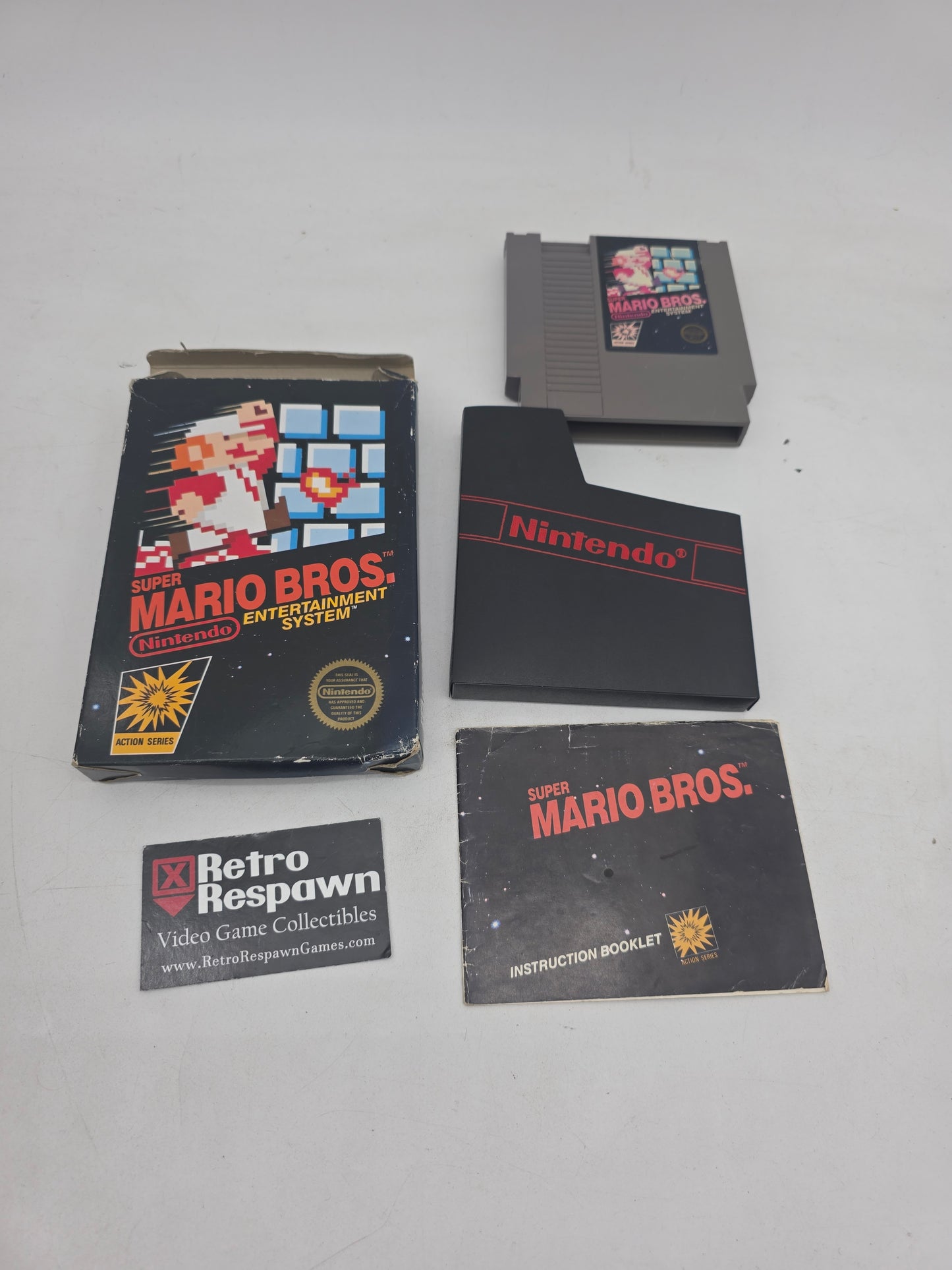 Super Mario Bros - NES (Complete)