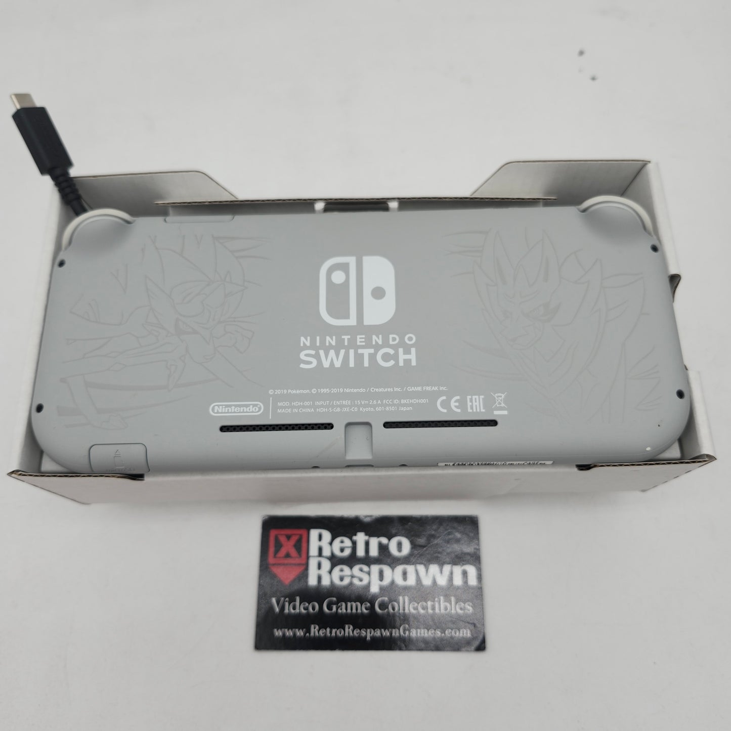 Nintendo Switch Lite [Zacian and Zamazenta Edition] - JP Nintendo Switch (Complete)