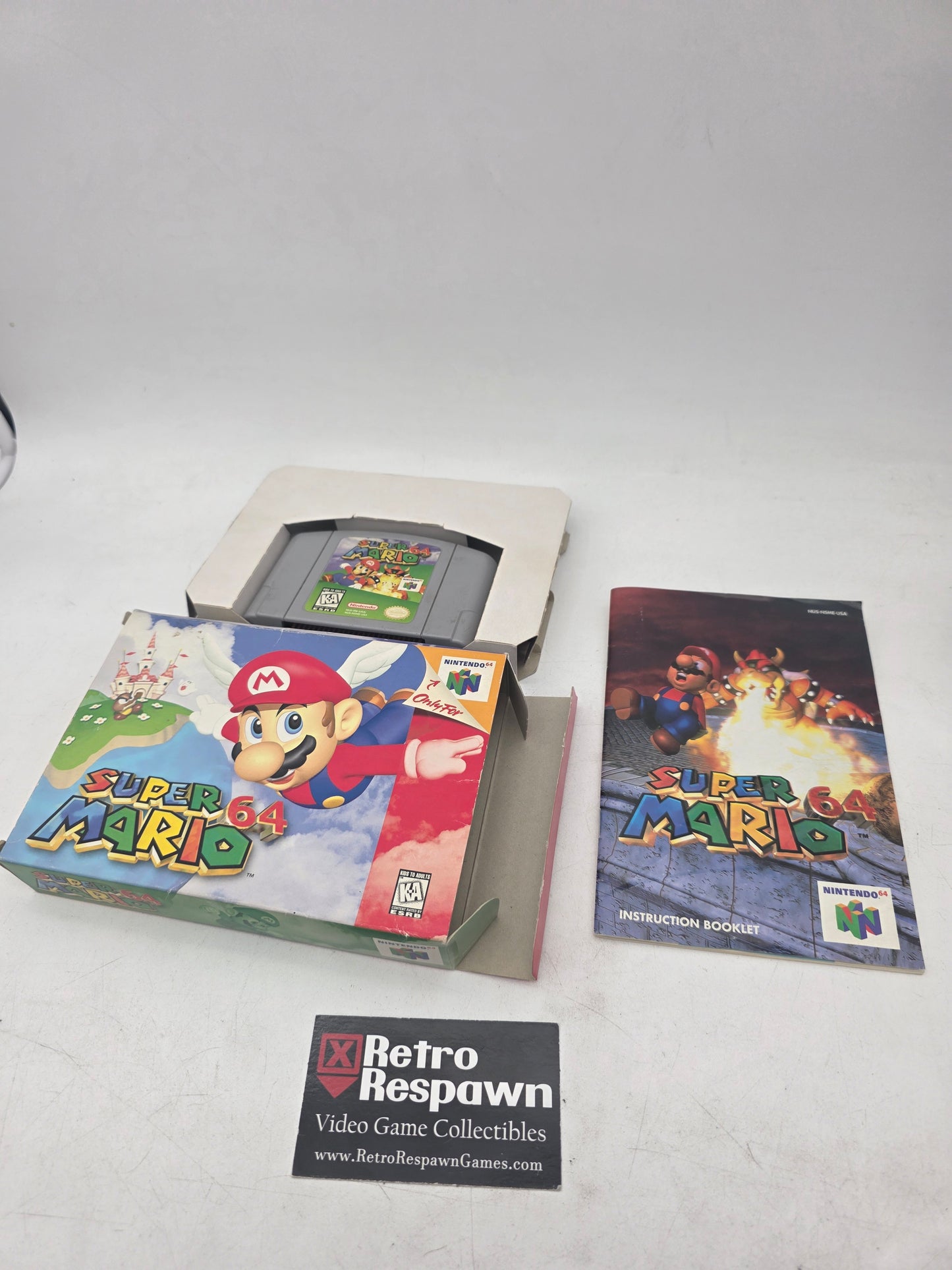 Super Mario 64 - Nintendo 64 (Complete)