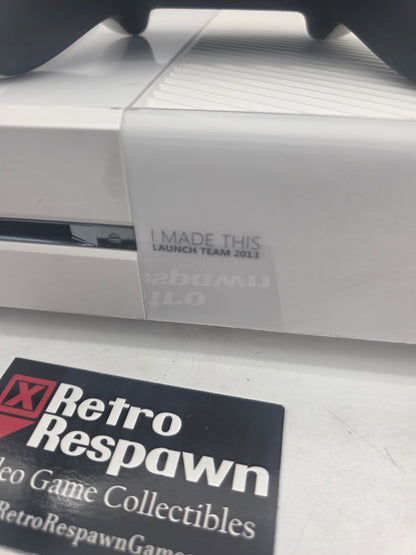 "I Made This" Launch Team 2013 Xbox One Console + Controller - Xbox One (Controller, Console all wires)