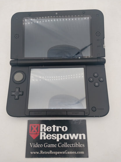Nintendo 3DS XL Black & Blue - Nintendo 3DS (Console + Charger)