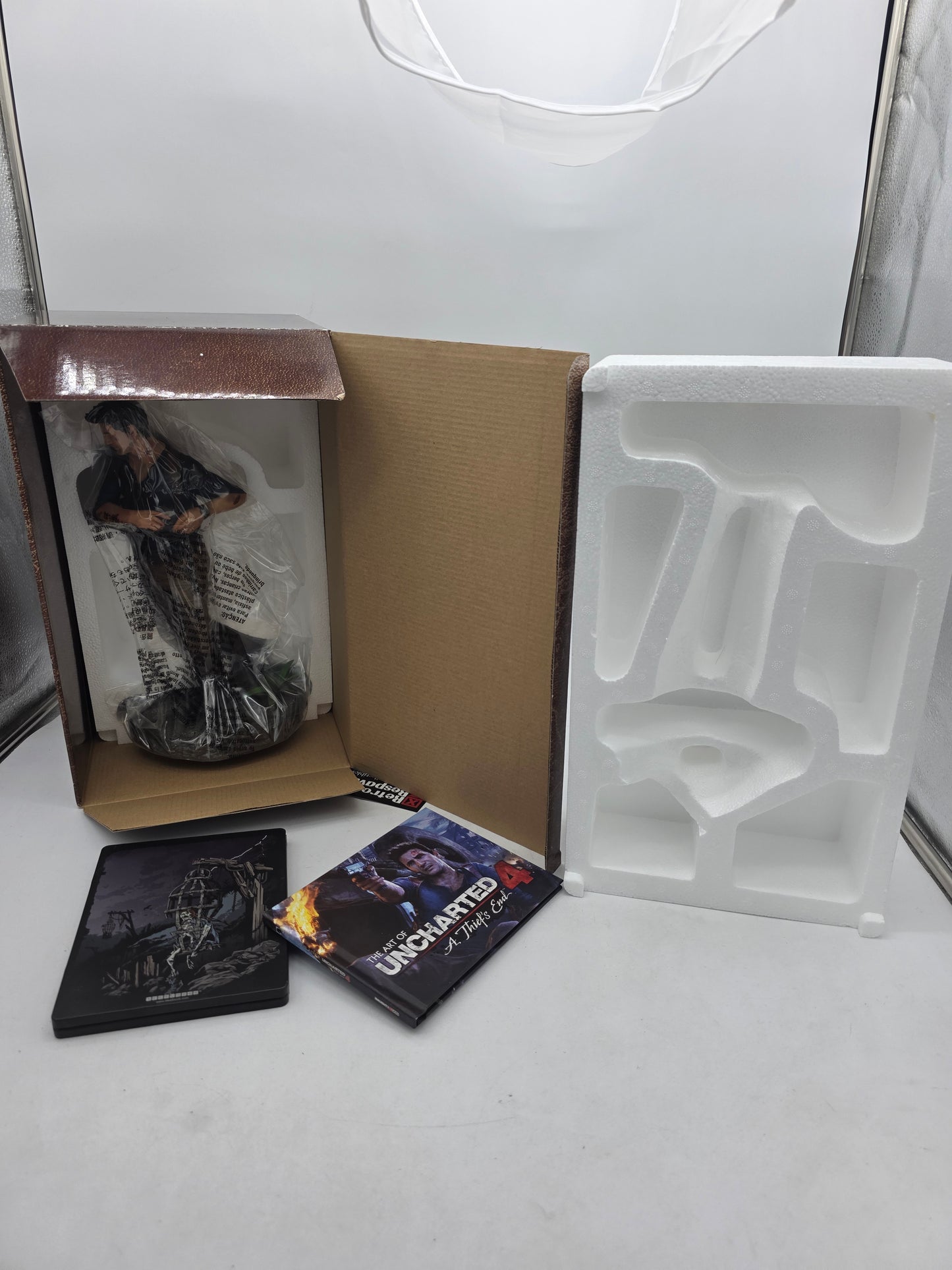 Uncharted 4 A Thief's End [Libertalia Collector's Edition] - Playstation 4 (Complete)