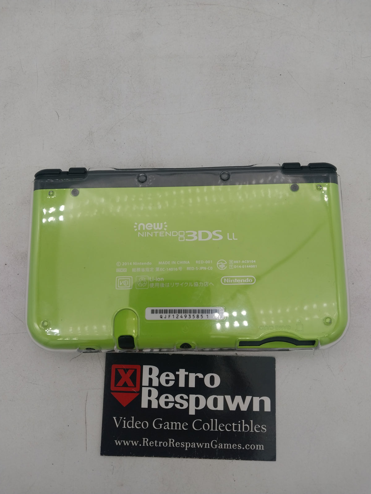 Modded New Nintendo 3DS LL Lime & Black - JP Nintendo 3DS (Console+Charger)