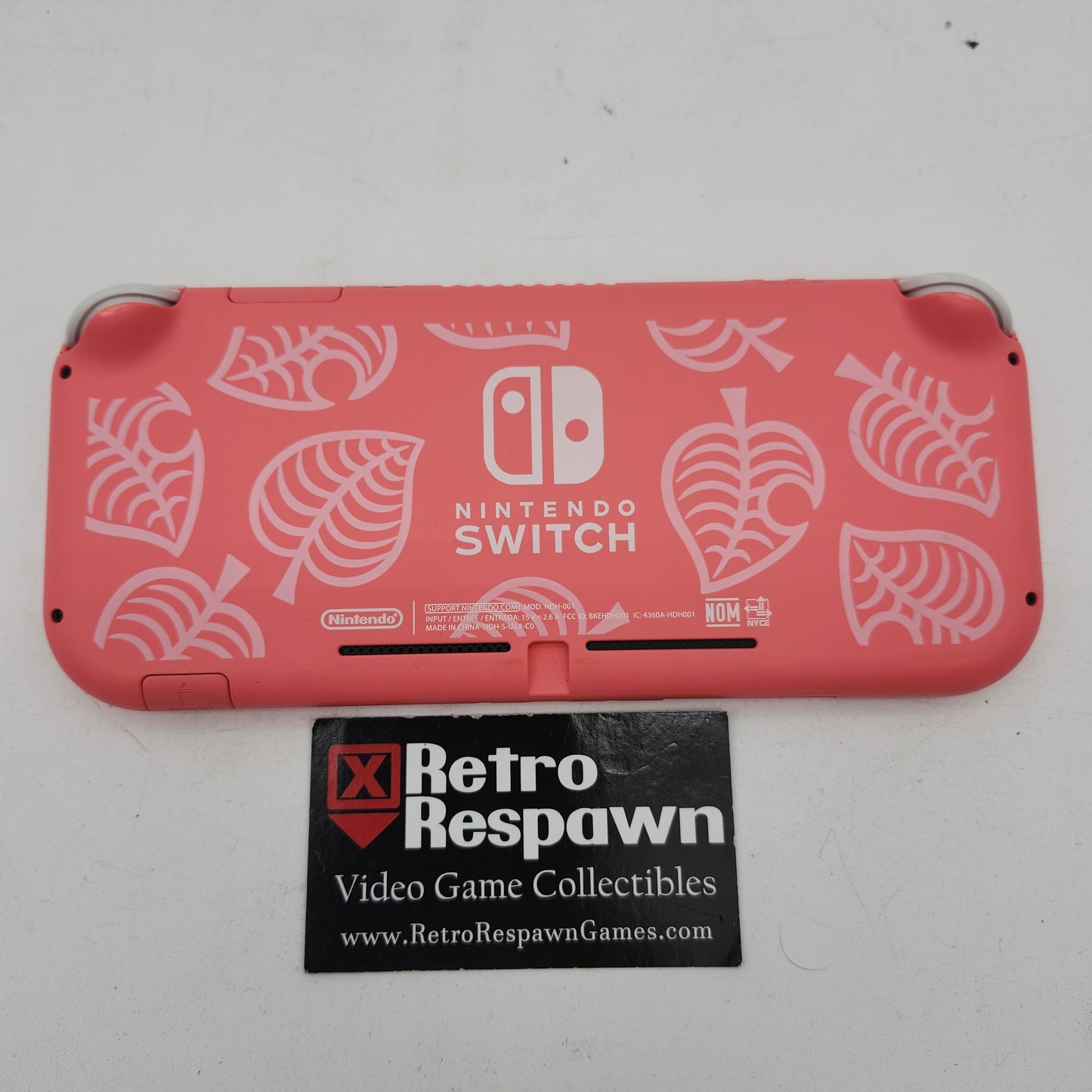 Nintendo Switch Lite  [Animal Crossing: New Horizons Isabelle's Aloha Edition] - Nintendo Switch (Console+Charger)