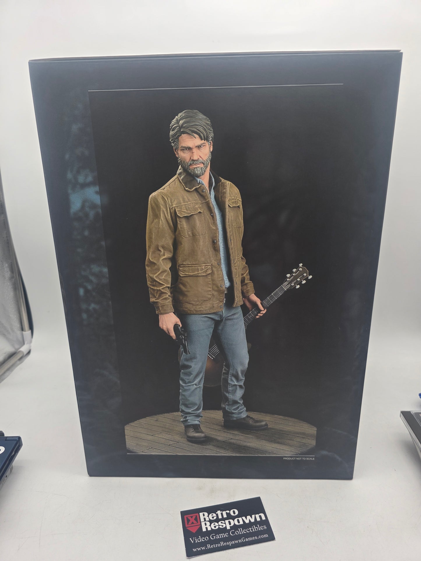 Joel Statue The Last of Us [Dark Horse] - Figure/Statue (Sealed)
