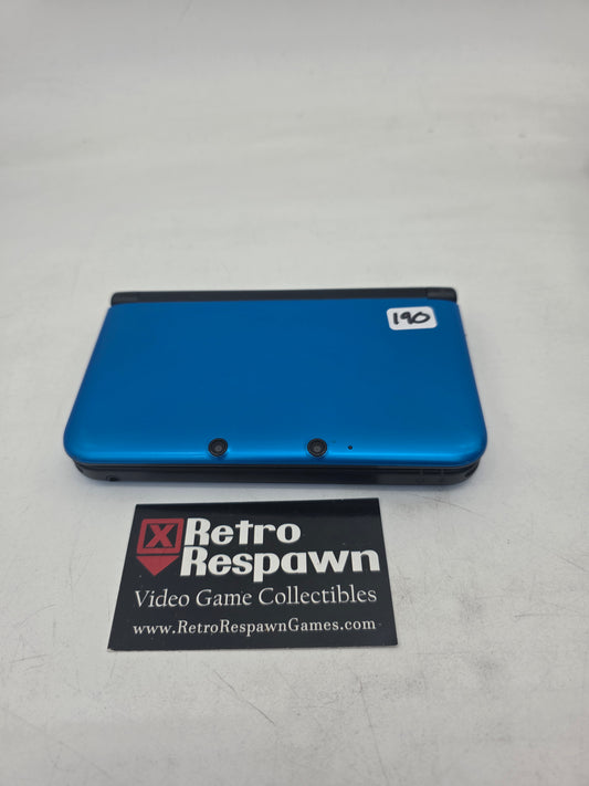 Nintendo 3DS XL Black & Blue - Nintendo 3DS (Console + Charger)