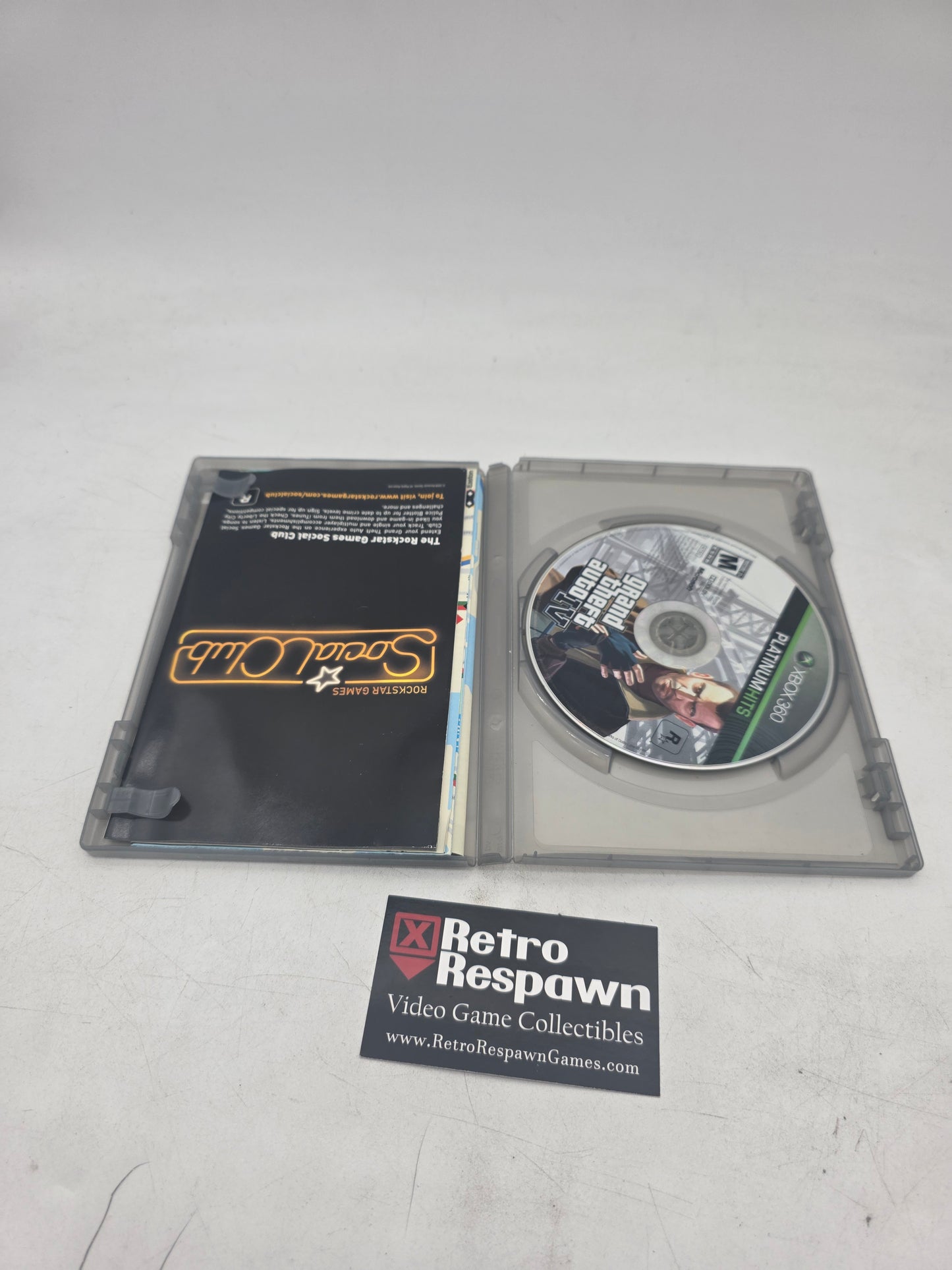 Grand Theft Auto IV [Platinum Hits] - Xbox 360 (Complete W/Map)