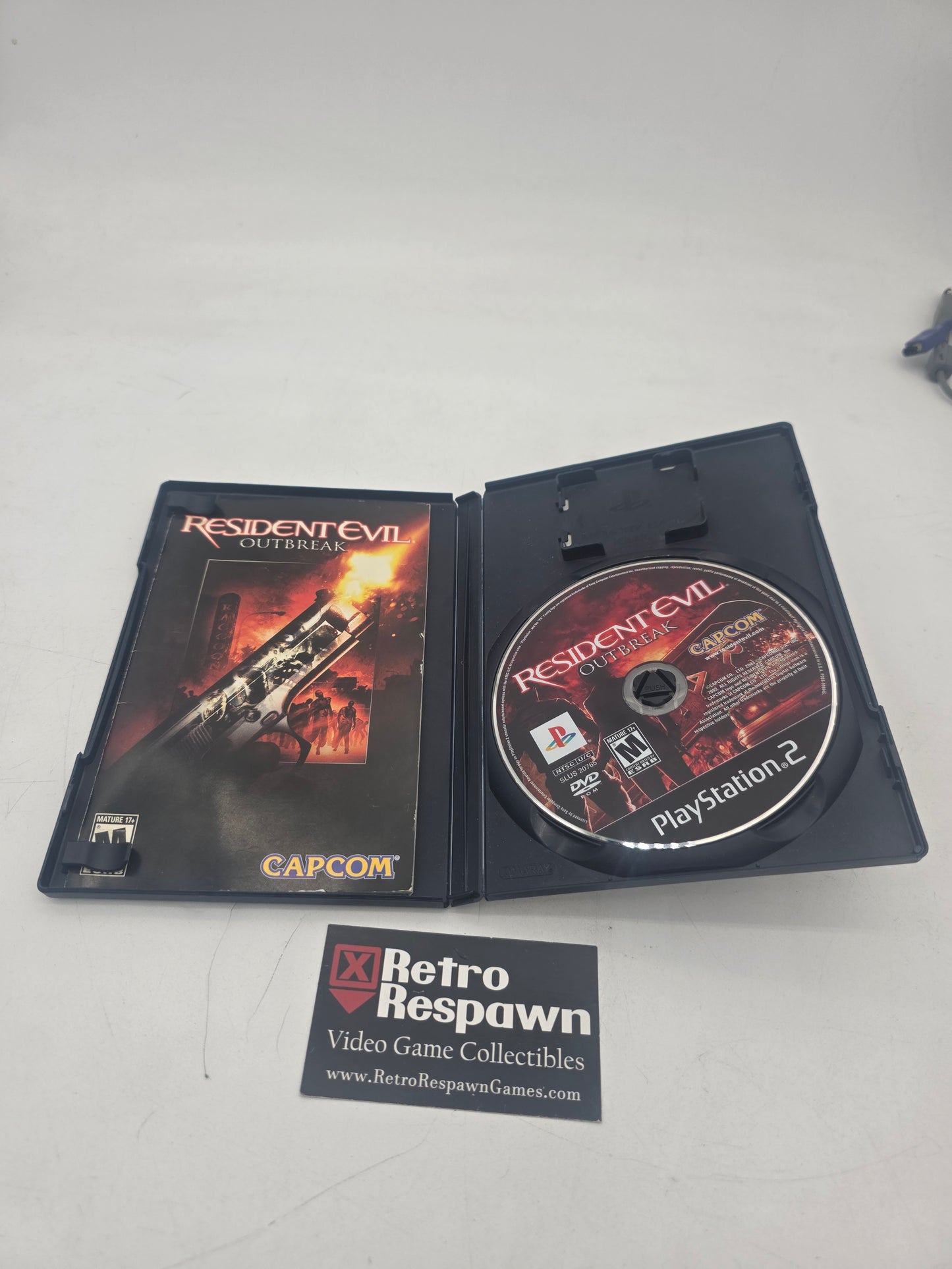 Resident Evil Outbreak - Playstation 2 (Complete)