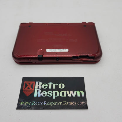 New Nintendo 3DS XL Red - Nintendo 3DS (Console + Charger)