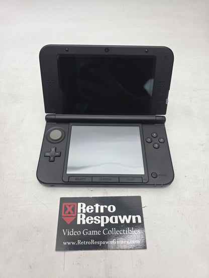 Nintendo 3DS XL Silver Mario & Luigi Limited Edition - Nintendo 3DS (Console + Charger)