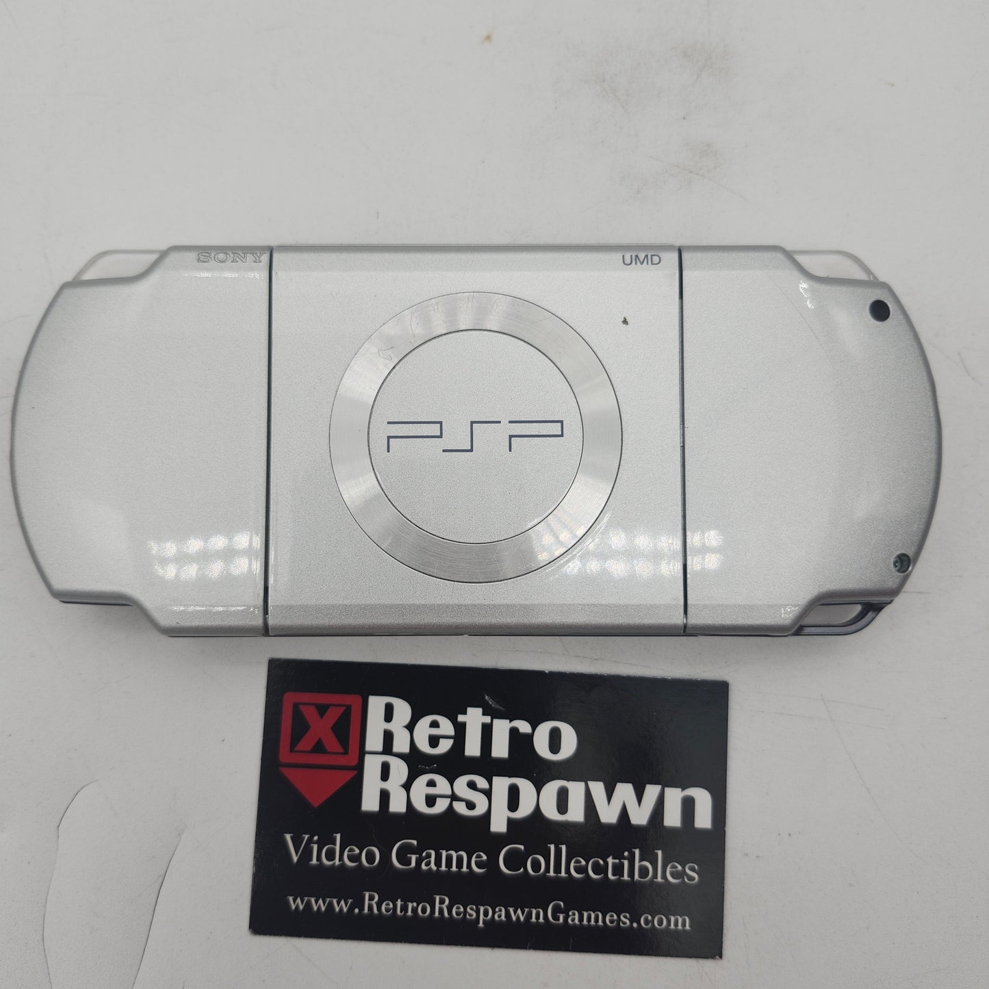 Sony PSP 2001 [Silver] - PSP (Console+Charger)