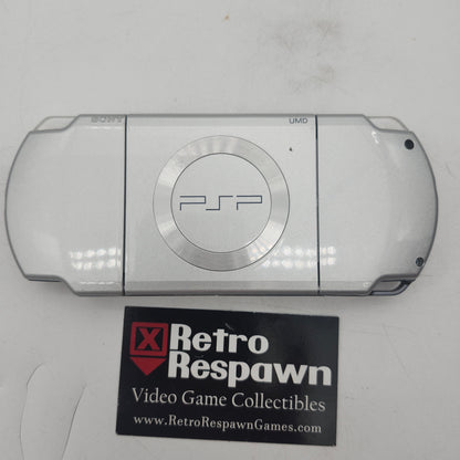Sony PSP 2001 [Silver] - PSP (Console+Charger)