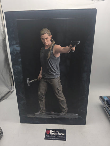 Abby Statue The Last of Us Part II [Dark Horse] - Figure/Statue (Sealed)